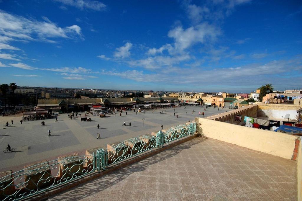 Riad Felloussia Meknès Exterior foto