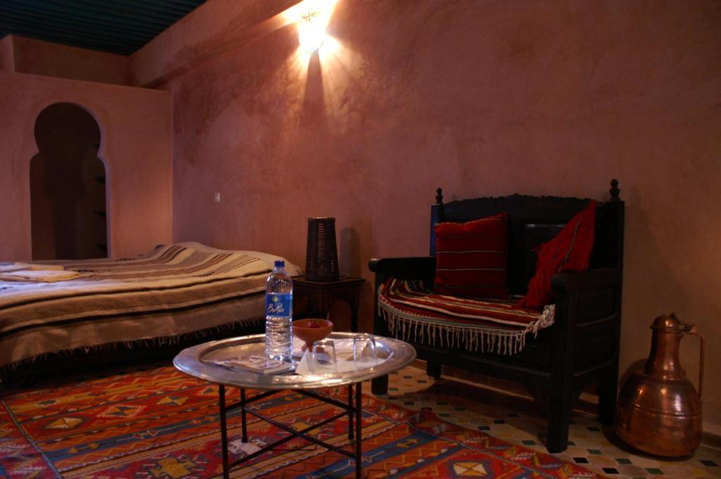 Riad Felloussia Meknès Zimmer foto