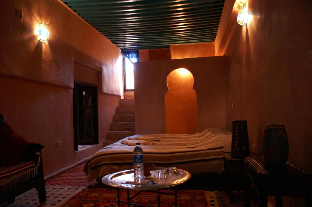 Riad Felloussia Meknès Zimmer foto