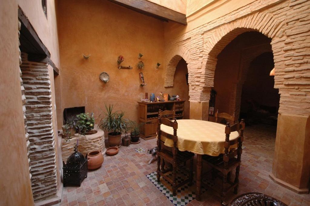 Riad Felloussia Meknès Exterior foto